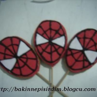 Spiderman Cookies 1