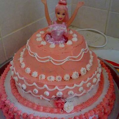 Barbie Cake