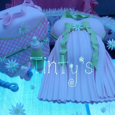 Baby Shower Cake