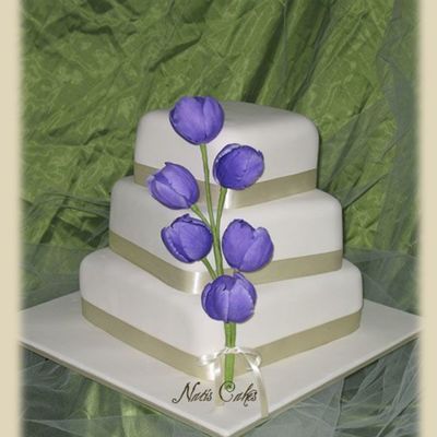 Tulip Wedding Cake