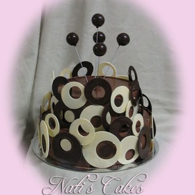 Funky Circles Chocolate Cake