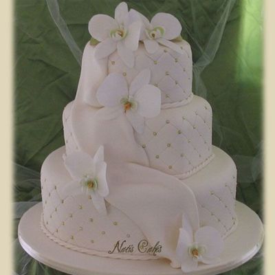 Orchid Drape Wedding Cake