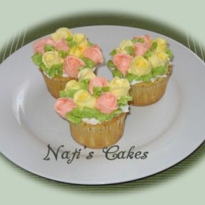 Buttercream Roses Cupcake