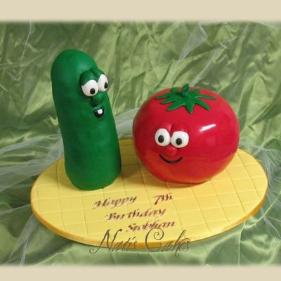 Larry The Cucumber And Bob The Tomato - Veggie Tales