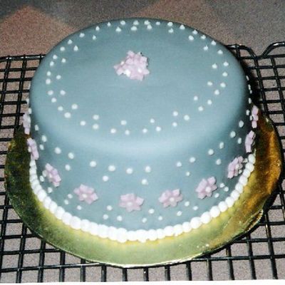Simple Blue Cake