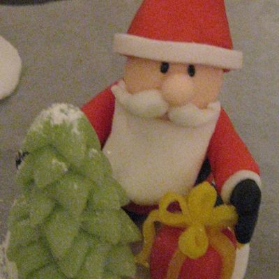 Santa Cupcake Topper