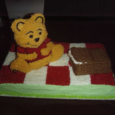 Pooh Baby Shower Cake