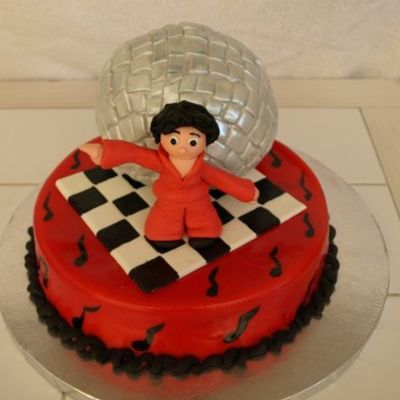 Pappa's Disco Cake