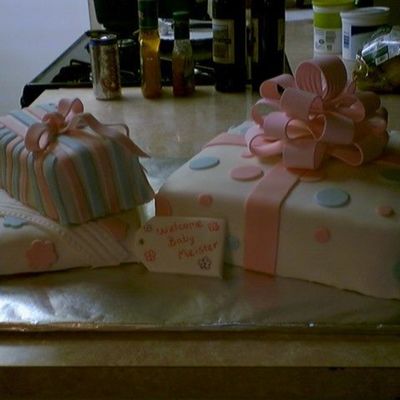 Baby Shower Cake
