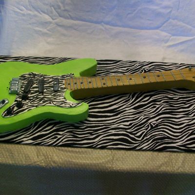 Stratocaster Guitar Cake