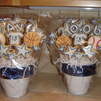 David Graduation Cookie Bouquets