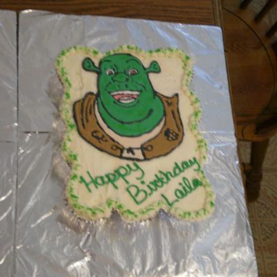 Shrek Cake