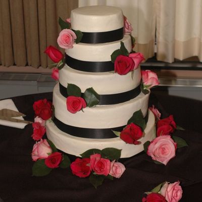 Black And Pink Wedding Cake