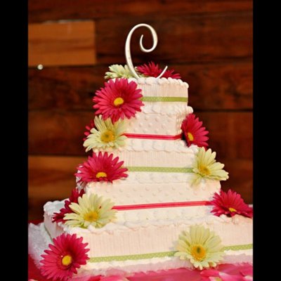 Daisy Wedding Cake