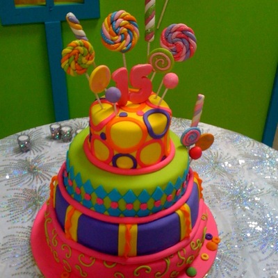 Este Cake No Pudo Lucir Bien Por La Humedad Ya Que Llovio Mucho