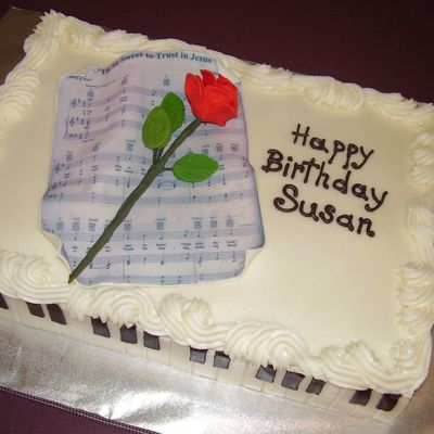 Piano Cake