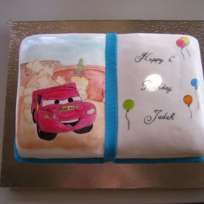 Lightning Mcqueen Book Cake