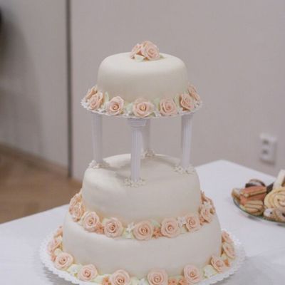 Wedding Cake For My Good Friend