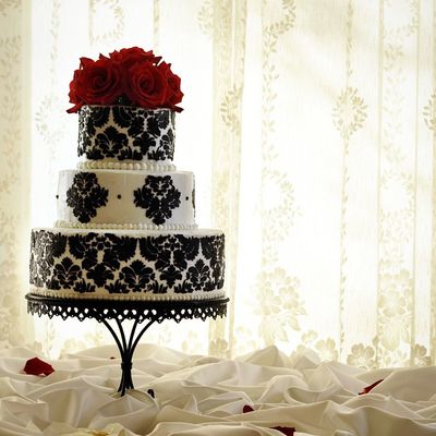 Damask Wedding Cake