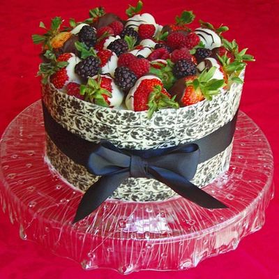 Berry Cake With Chocolate Wrap