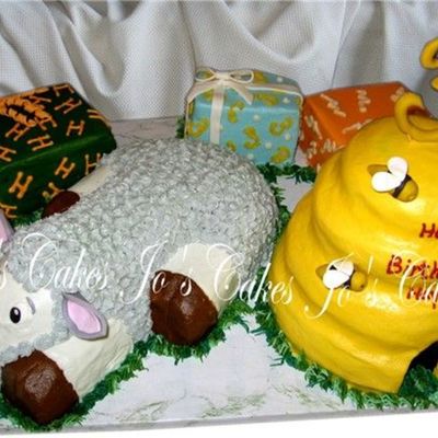 Sheep, Bee Hive & Gifts
