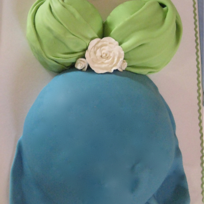 Baby Bump Shower Cake