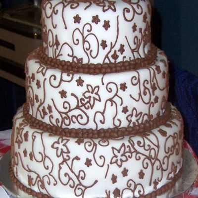 Round Wedding Cake