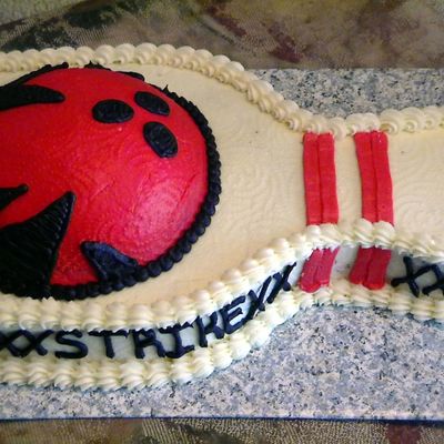 Bowling Cake