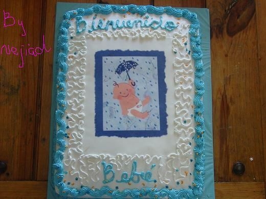 Yellow Cake With Peaches Filling.