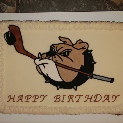 Bulldog/hockey Cupcake Cake