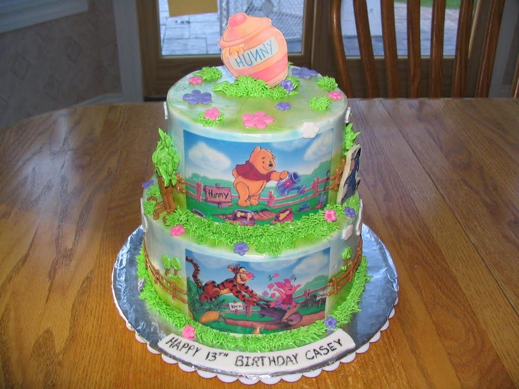 Pooh Cake