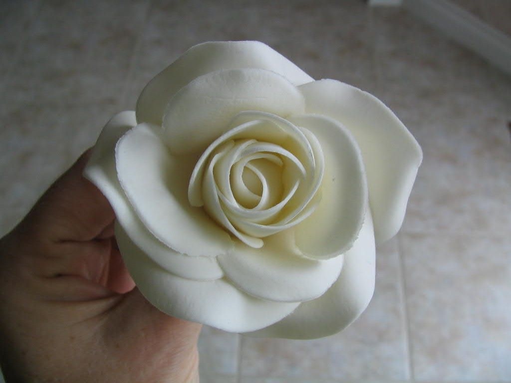 Gumpaste Rose
