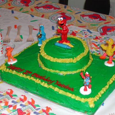 Elmo Cake