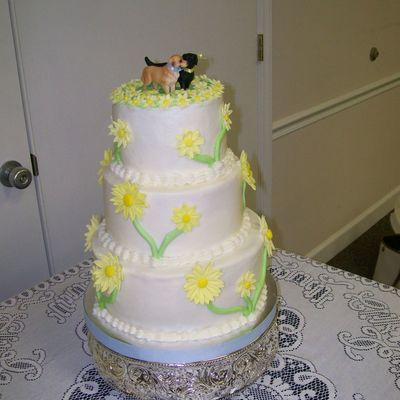 Yellow Daisy Wedding Cake
