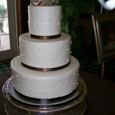 Christopher And Kimberly Wedding Cake