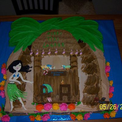 Luaua Themed Graduation Cake..