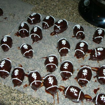 Football Cake Balls
