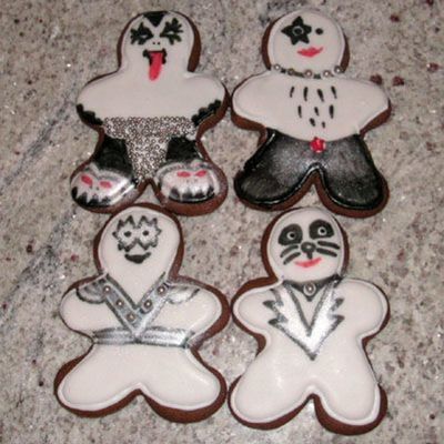 Kiss Gingerbread Cookies