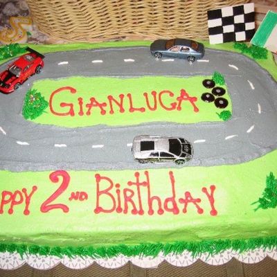 Racetrack Cake