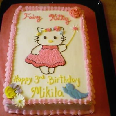 Hello Kitty Cake