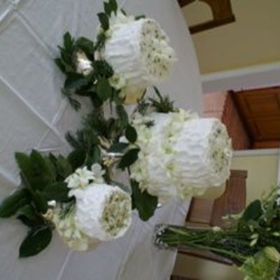 White Orchid/green Accents