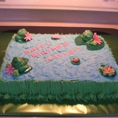 Pond Cake
