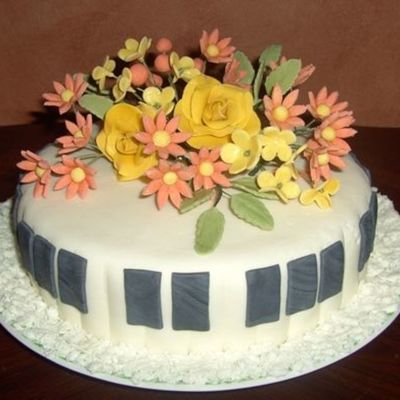 Piano Cake