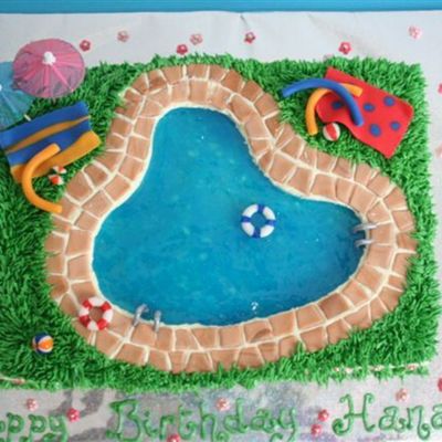 Swimming Pool Cake