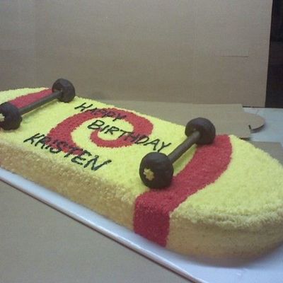 Skateboard Cake