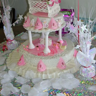 Mari's Baby Shower Cake