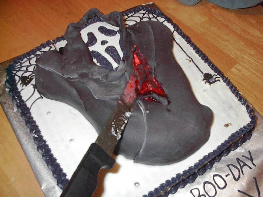 Scream Cake Bloody