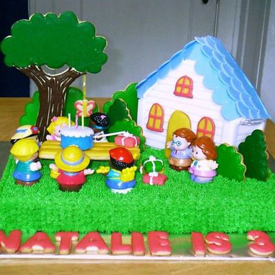 Fisher Price Little People Cake