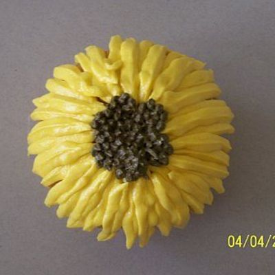 Sunflower Cupcake