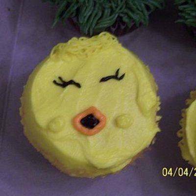 Chick Cupcake